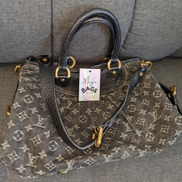 Louis Vuitton: Monogram Denim Celebrity Neo Cabby MM - Picture 6 of 16